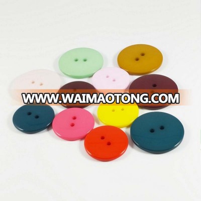 Good quality 2 holes colored 10mm-30mm resin button